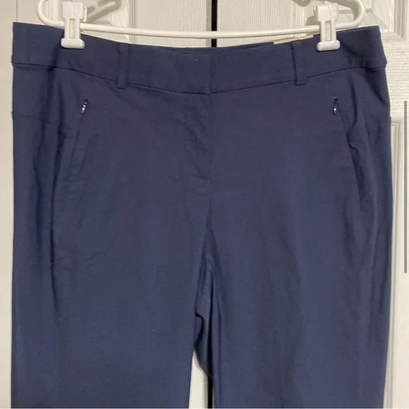 Lane Bryant NWT stretch navy blue midrise 4 season trouser pants size 18 - Picture 2 of 11